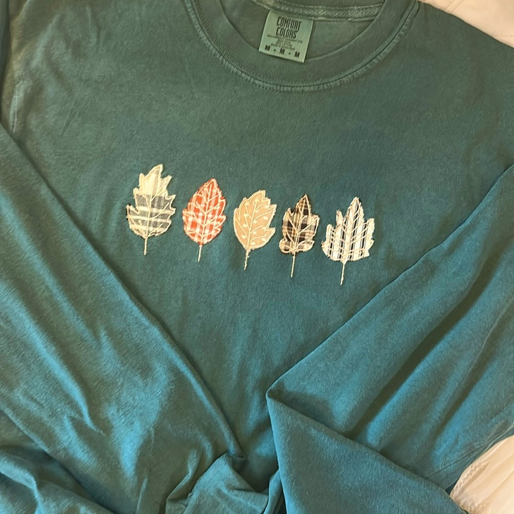 Green Long Sleeve Shirt with Leaf patchwork - Picture 4 of 5